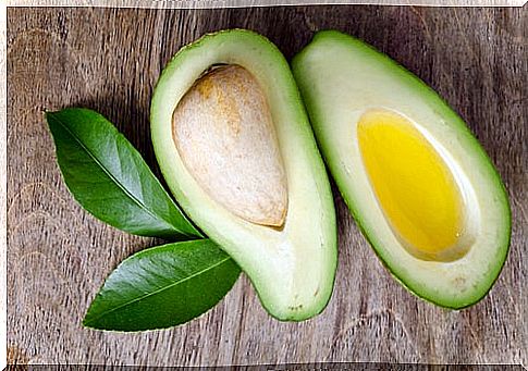 Nutrients in avocado oil