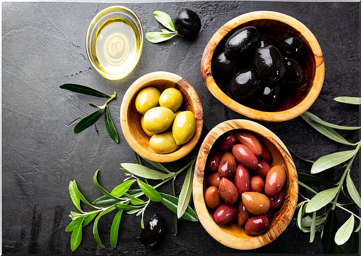 Benefits of olives.
