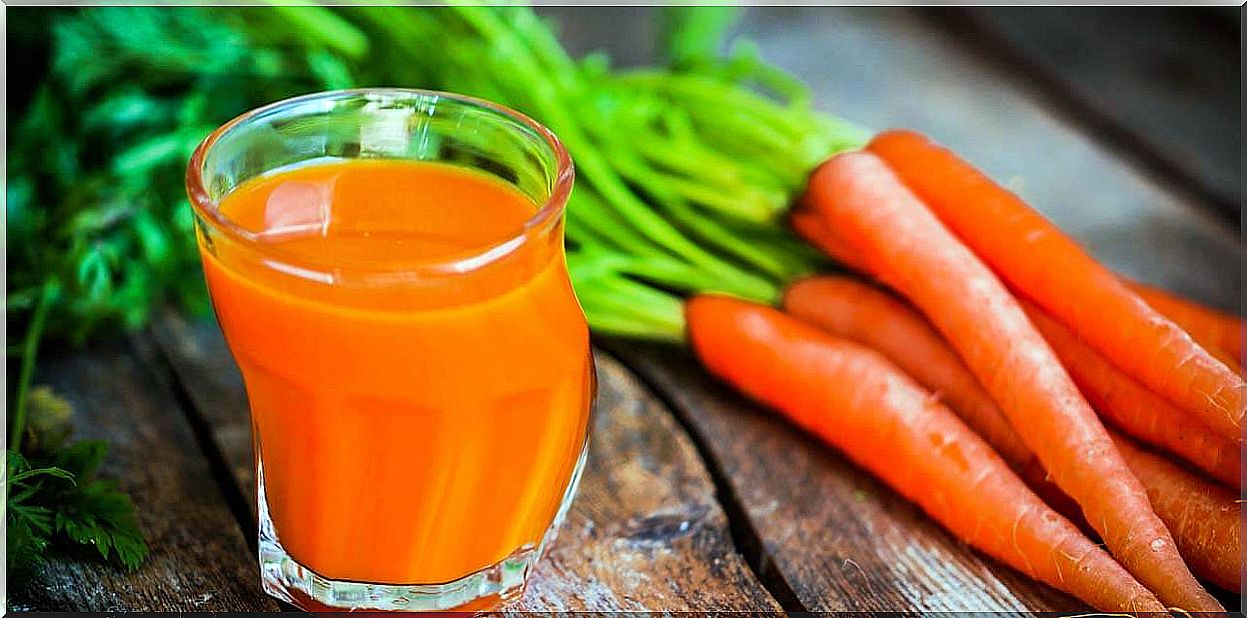 Garlic juice with carrot