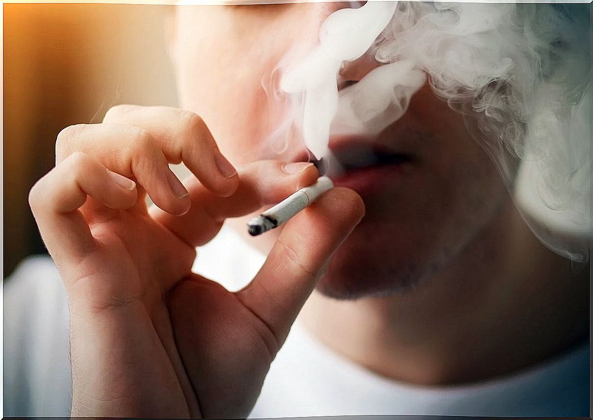 Smoking causes chronic obstructive disease