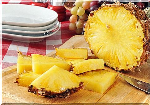 Pineapple treatment for bladder, urethra, and kidney infections